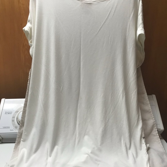 Ruby Rd Ivory Floral Top L - Picture 8 of 11